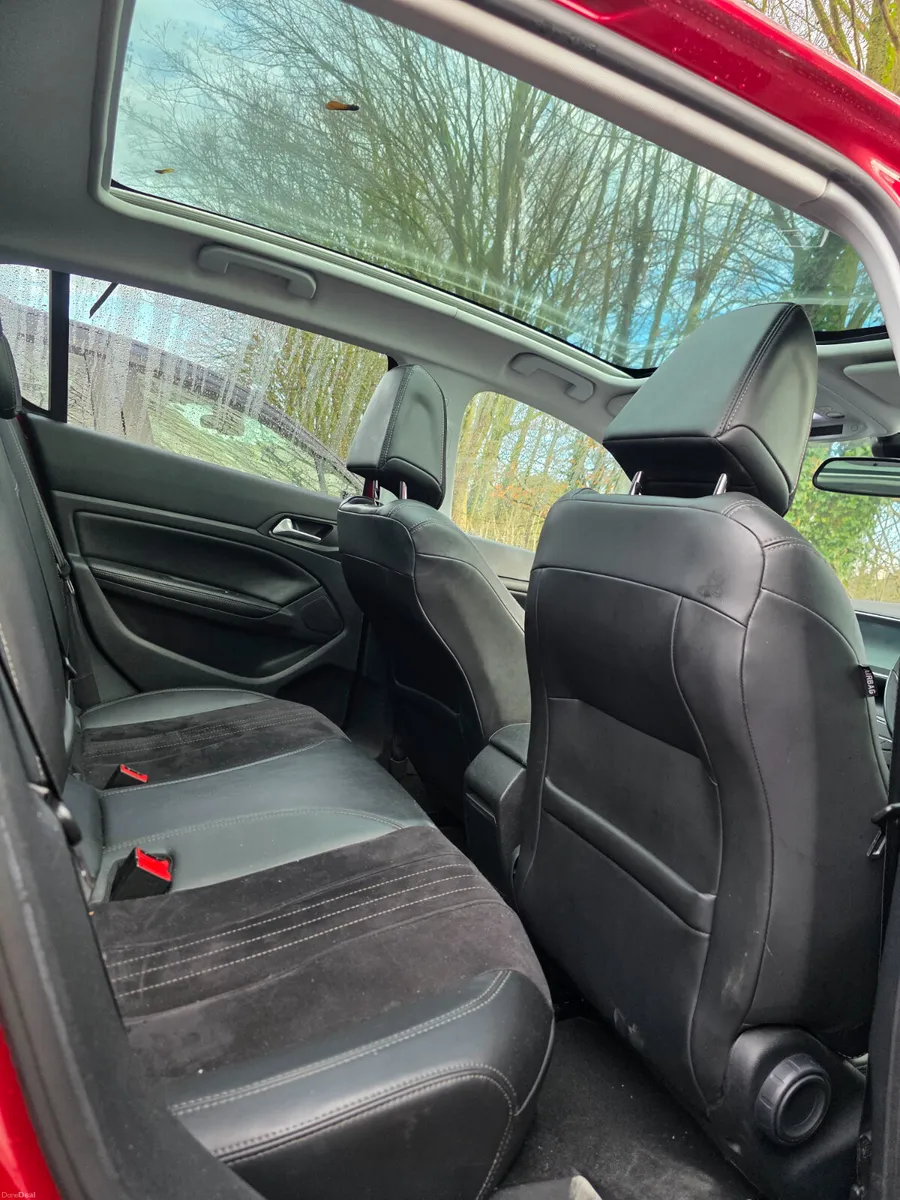 2015 - Peugeot 308- PANSUNROOF 🔥Top Spec - Image 2
