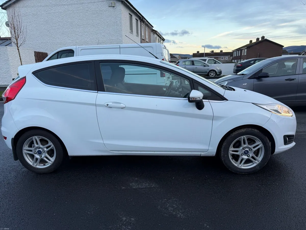 FORD FIESTA 2014 NCT 26 - Image 2