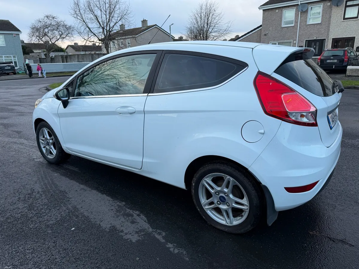 FORD FIESTA 2014 NCT 26 - Image 4