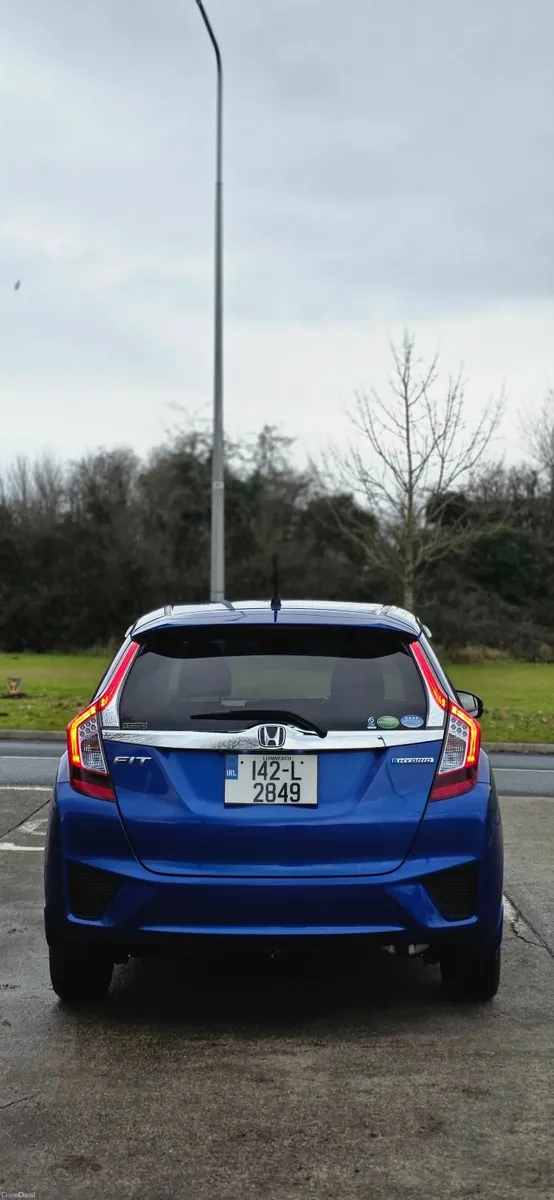 Honda Fit 2014 hybrid push start - Image 4