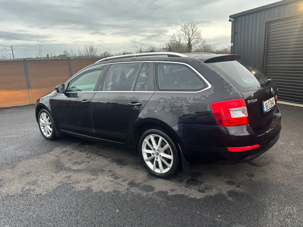 Skoda Octavia 2016 Style 1.6Tdi Low Km - Image 4