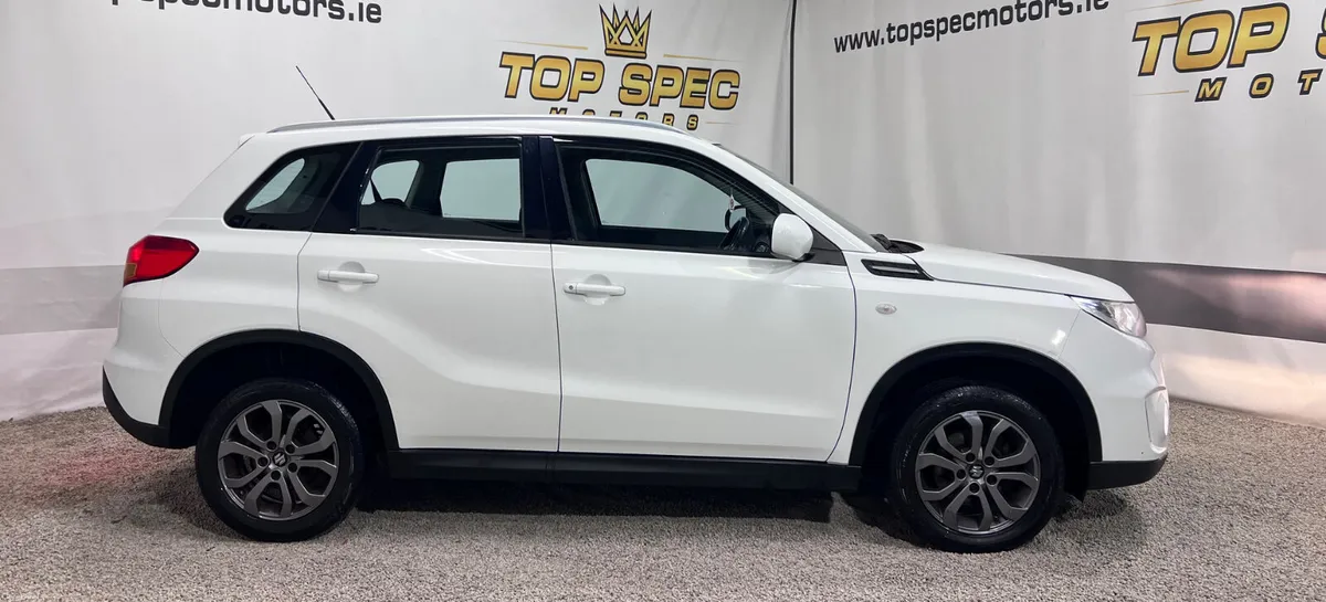 2015 Suzuki Vitara 1.6 Petrol Manual - Image 3