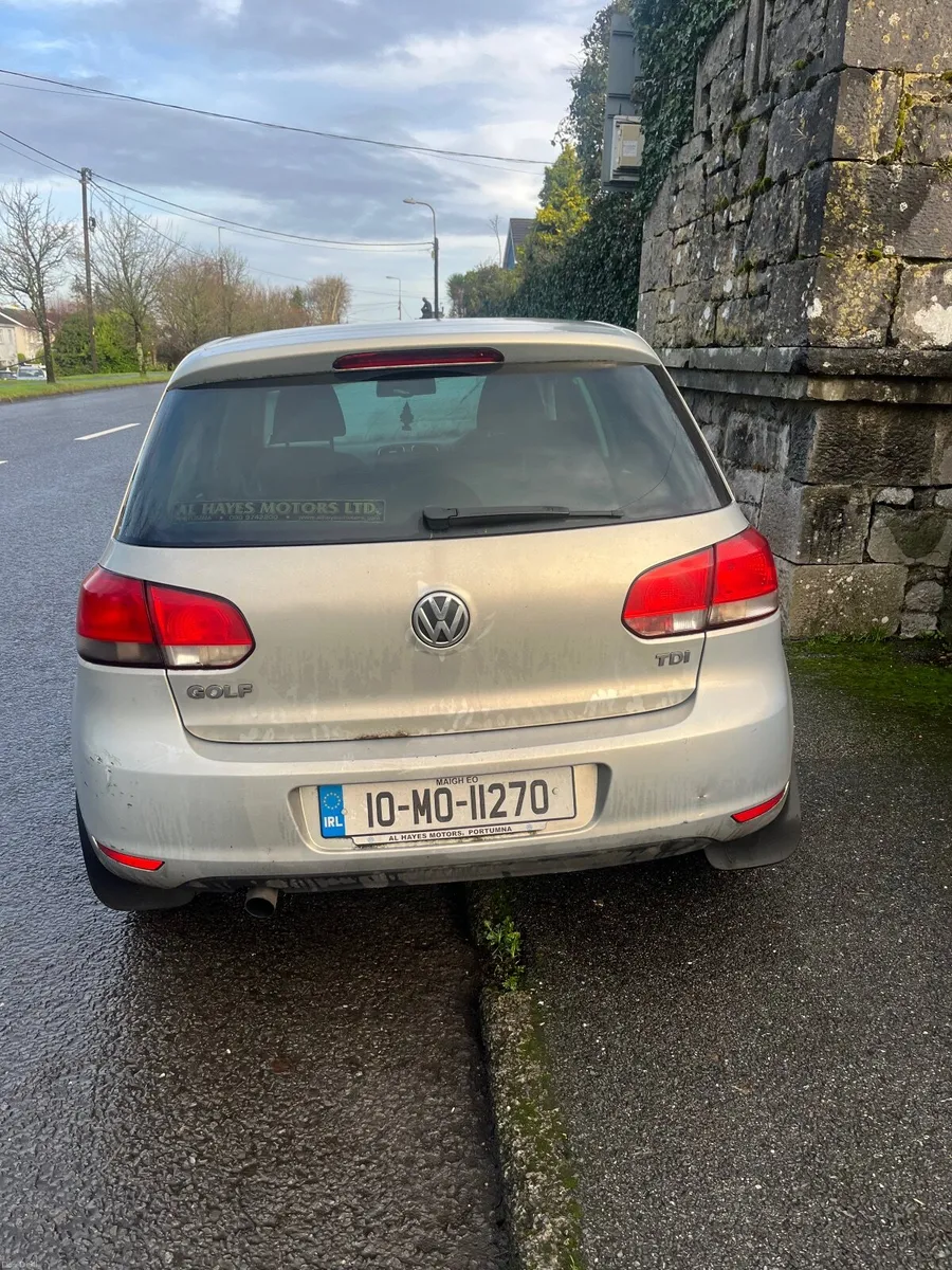Volkswagen Golf 2010 **read description** - Image 4