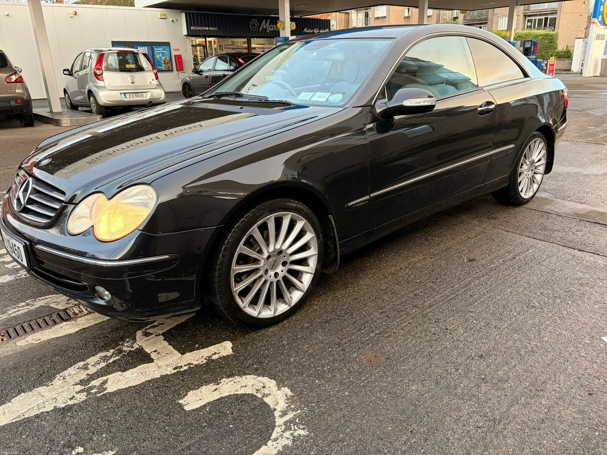 Mercedes CLK low mileage ncted - Image 2