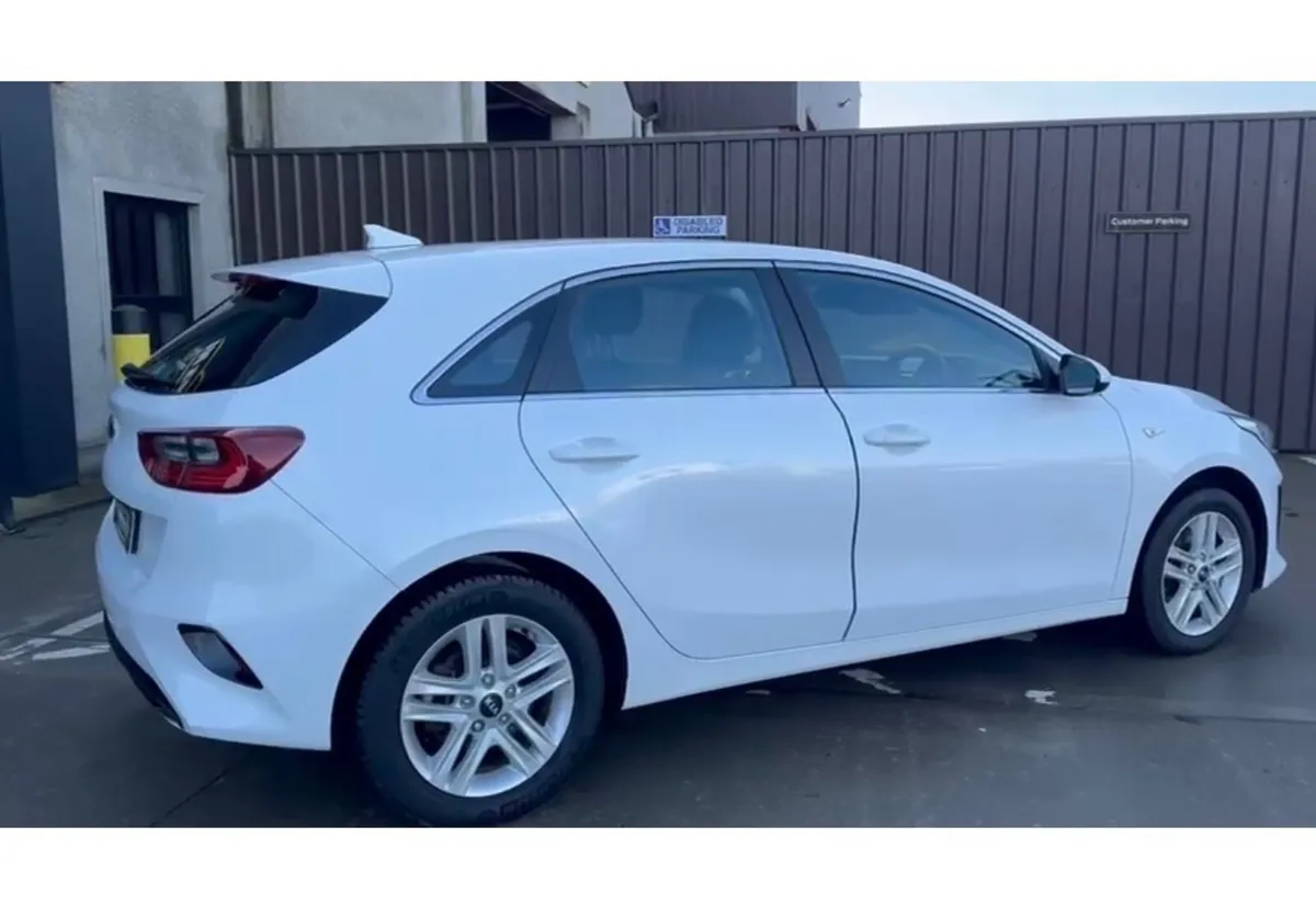 Kia Ceed 2020 - Image 3