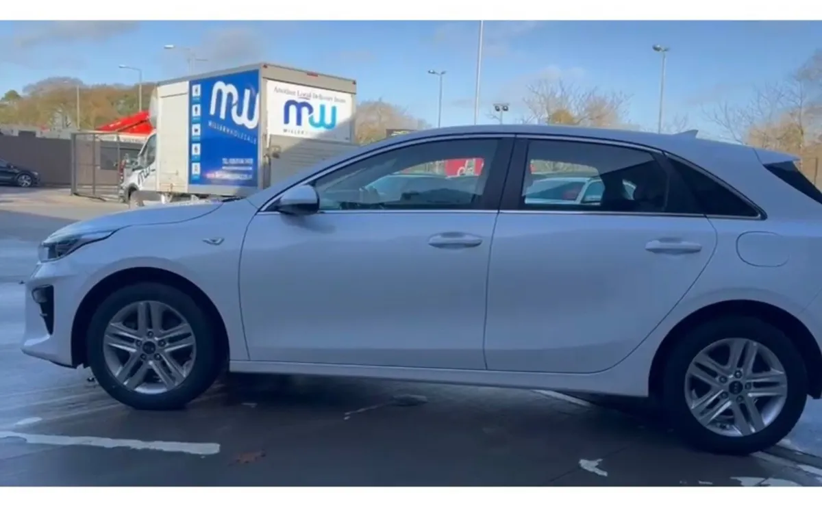 Kia Ceed 2020 - Image 4