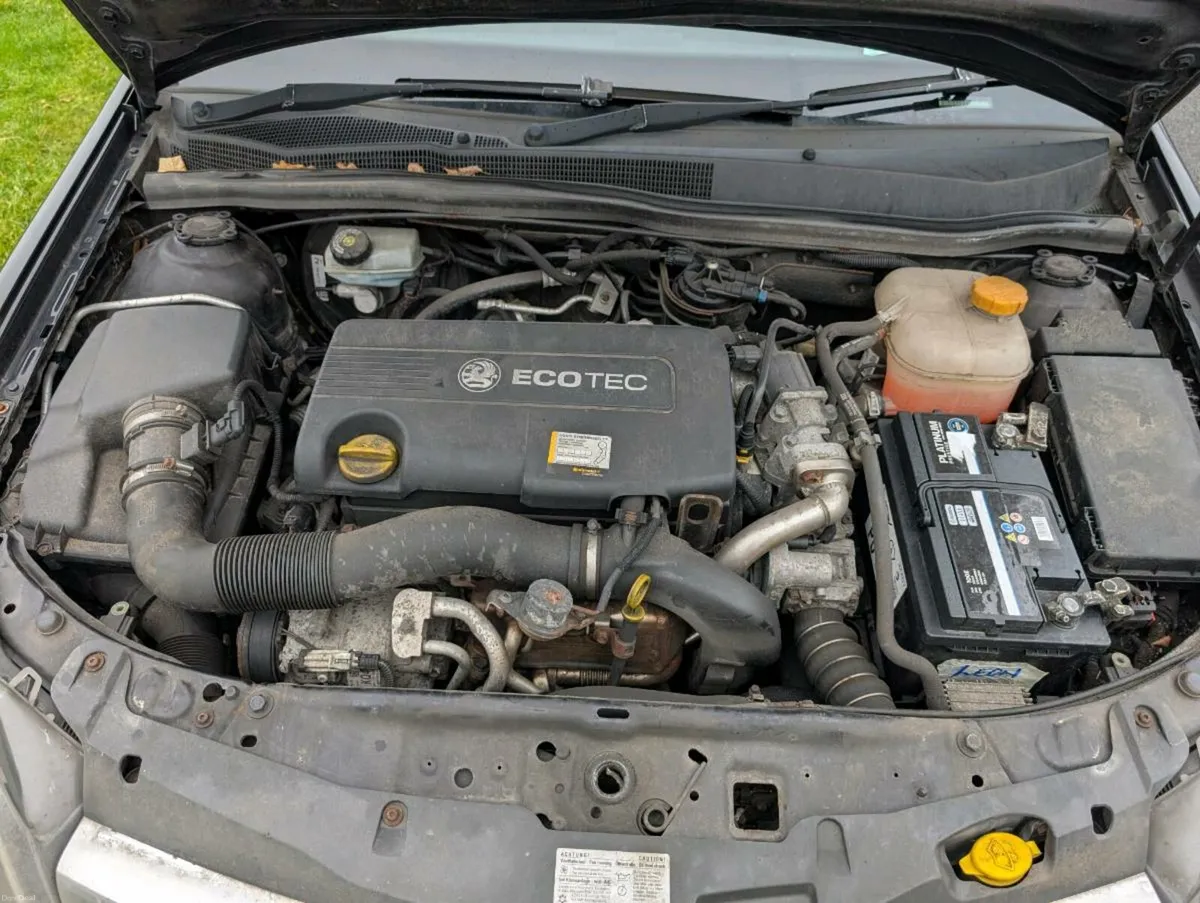 2009 Vauxhall Astra for Parts - Image 4
