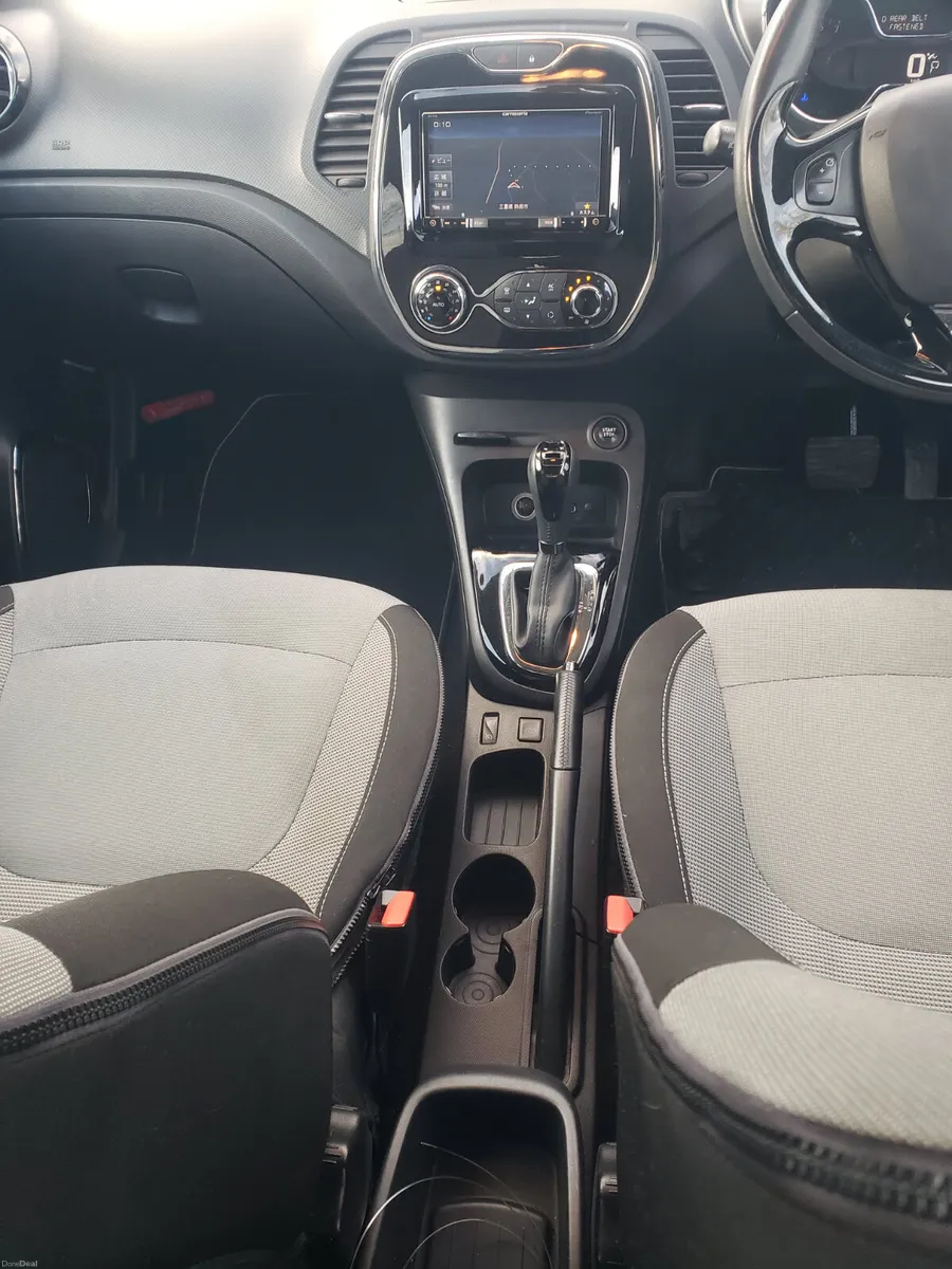 2015 Renault capture  automatic - Image 3