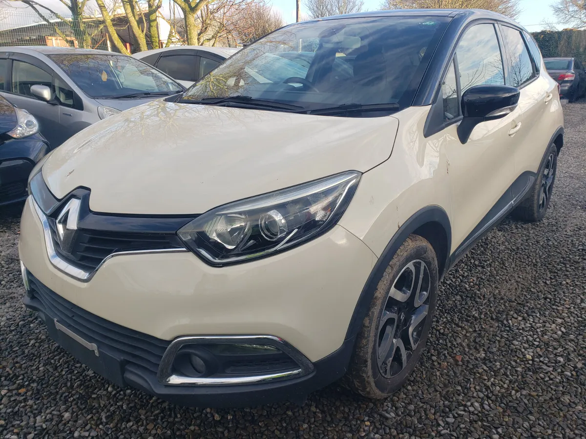 2015 Renault capture  automatic - Image 2