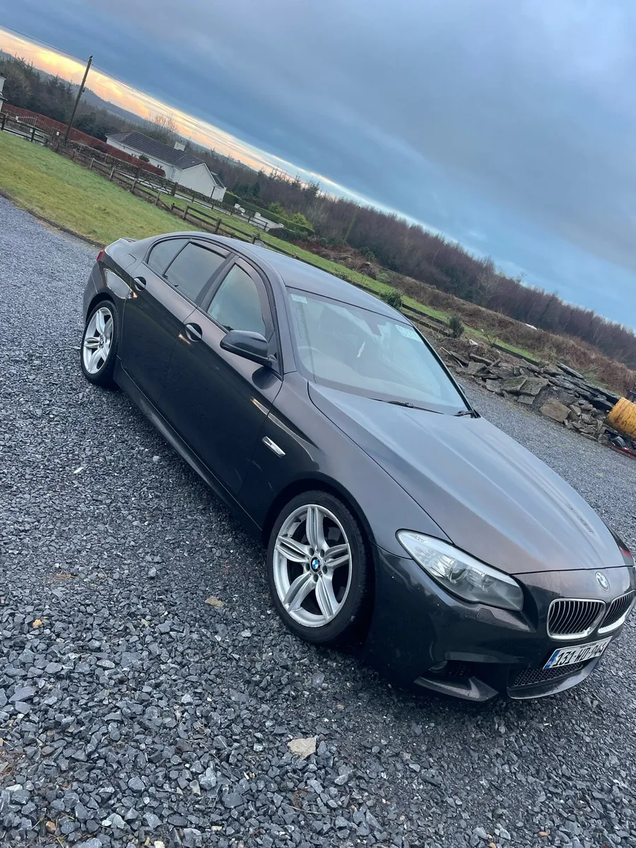 5 series BMW - Image 2