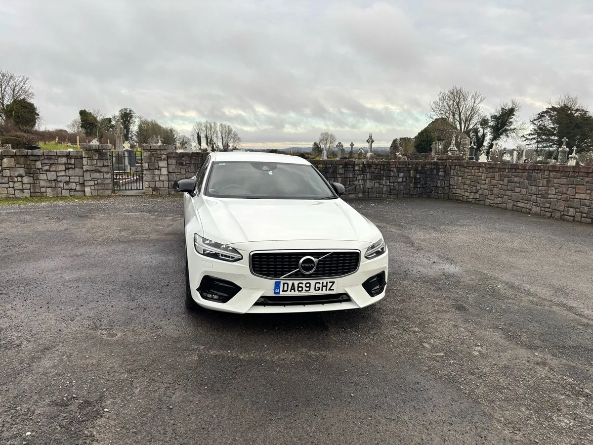 Volvo s90 r design - Image 2