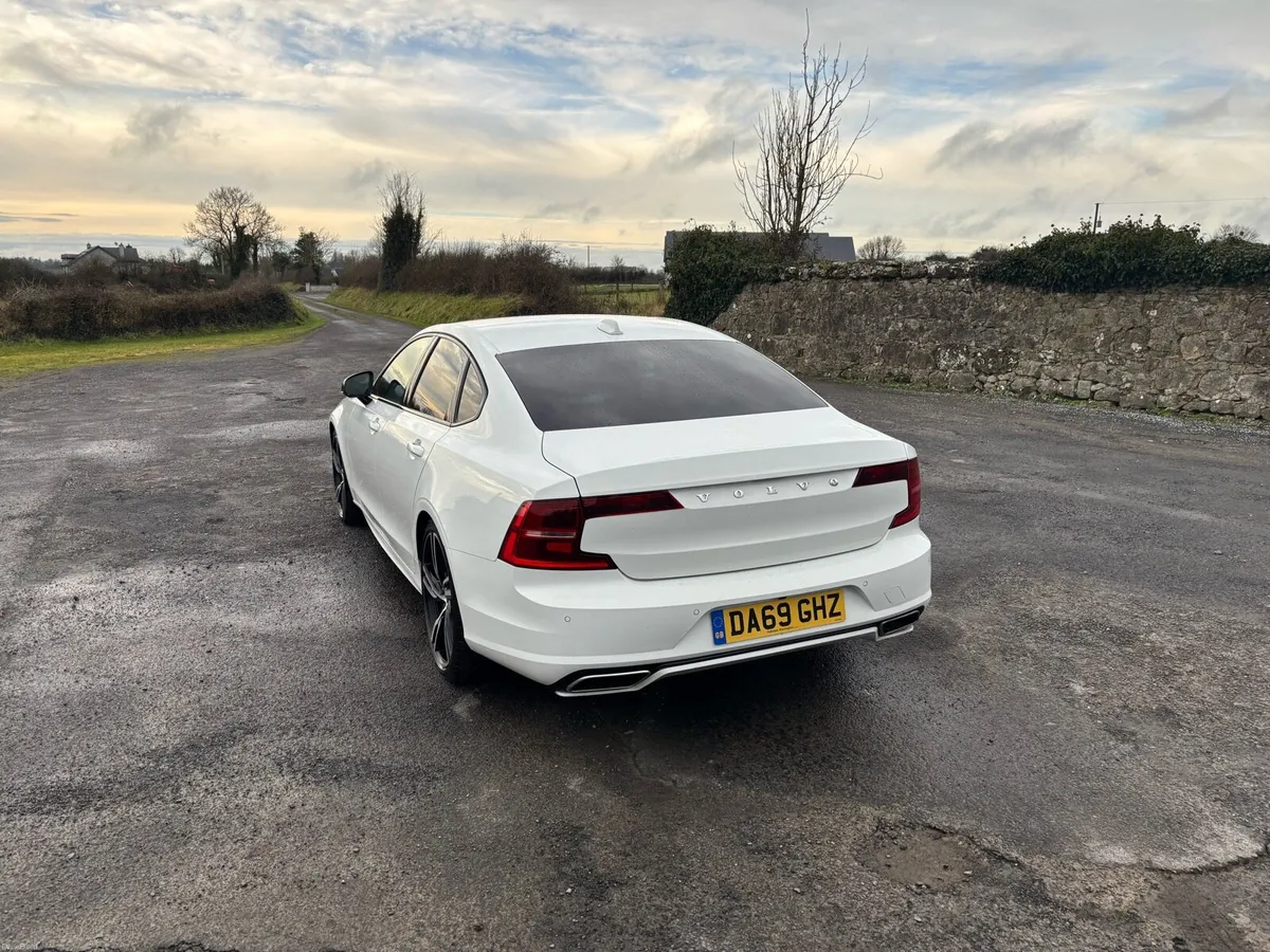 Volvo s90 r design - Image 4