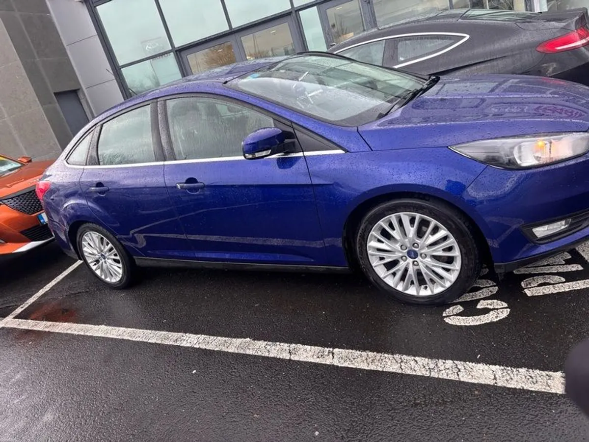 2016 Ford Focus - Image 2