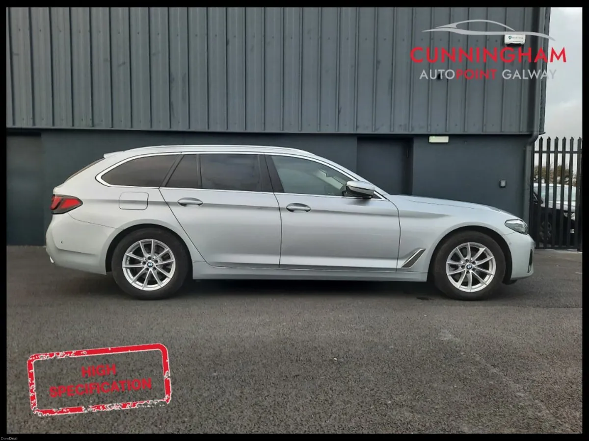 BMW 5-Series 520d xDrive SE Auto [Tech & Comfort P - Image 3