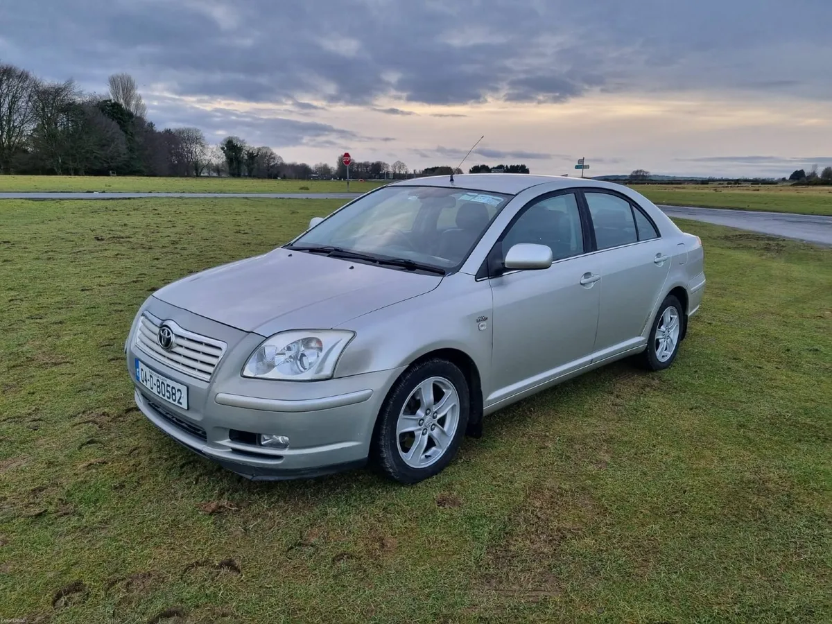 Toyota Avensis 2004 - Image 1