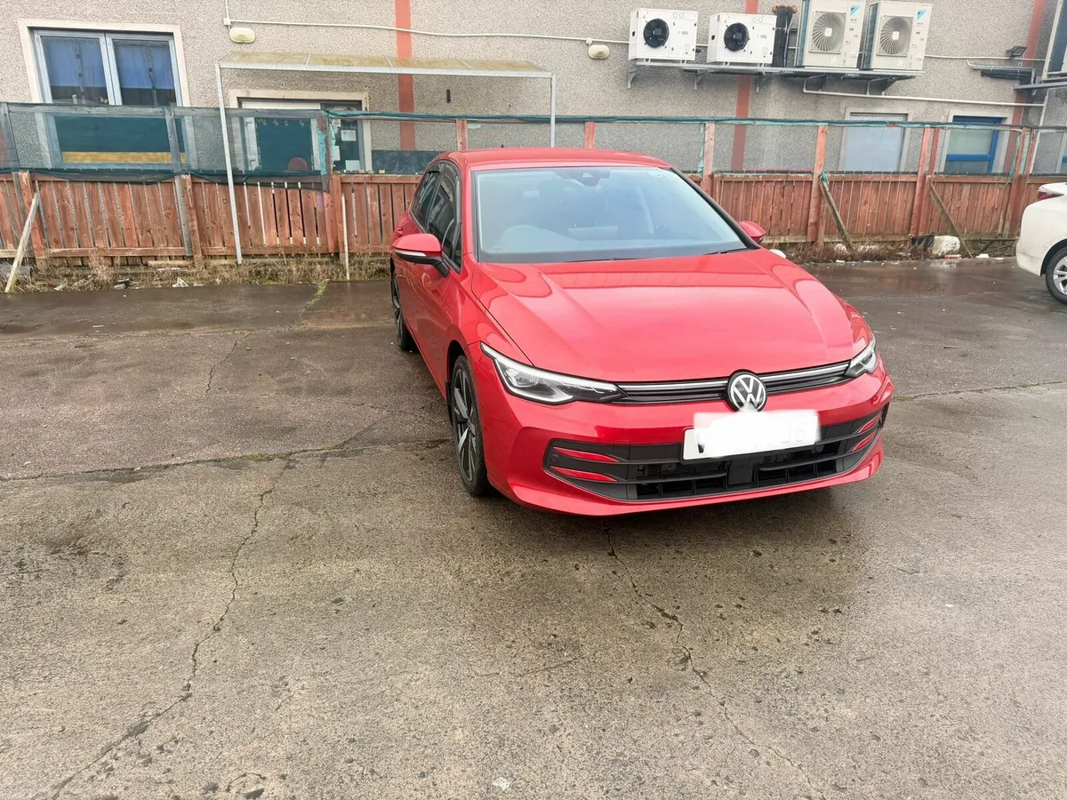 Volkswagen golf - Image 1