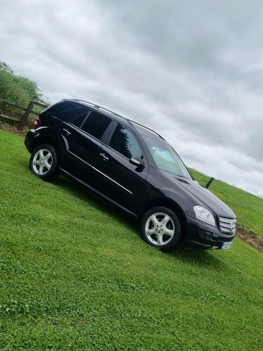 Mercedes ML 280 - Image 2