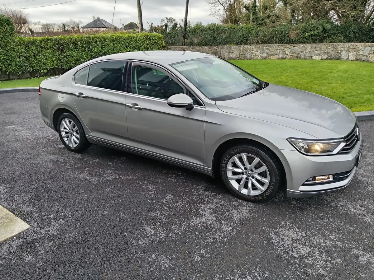 Volkswagen Passat 2016 - Image 4