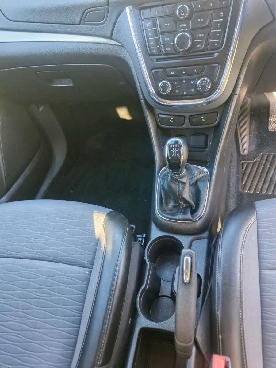 OPEL MOKKA  LOW MILEAGE - Image 2