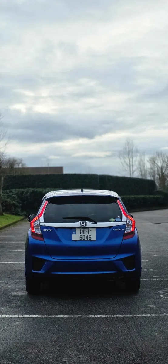 Honda Fit 2014 hybrid push start - Image 4