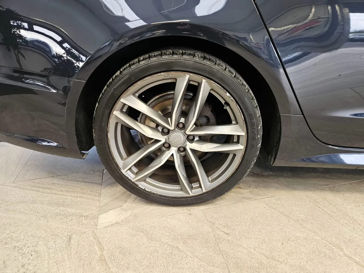 17 AUDI A6 S-LINE BLACK EDITION - Image 3