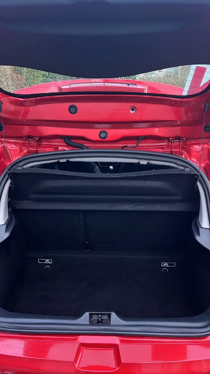 Renault Clio 2016 - Image 4