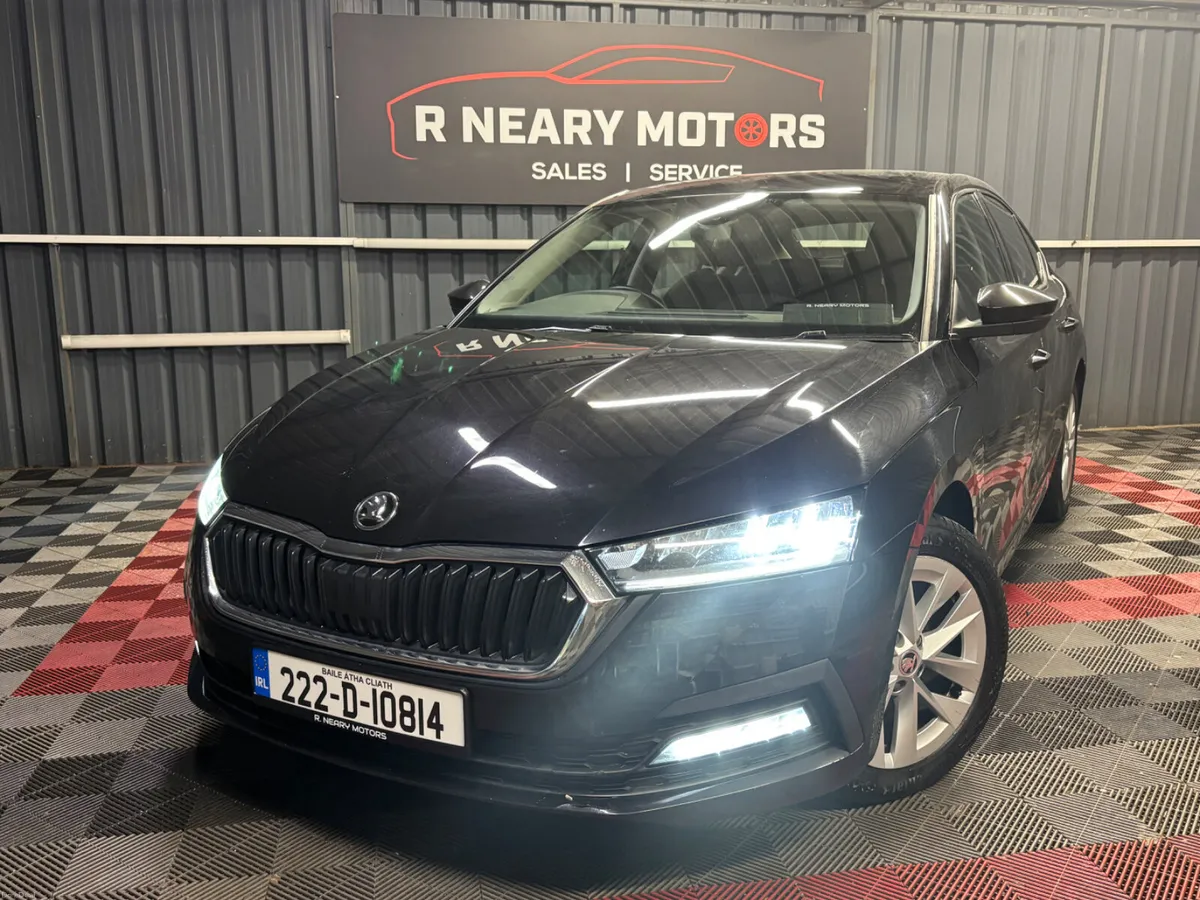 2022 222 Skoda Octavia OCTAVIA AMB 2.0TDI 115HP - Image 1