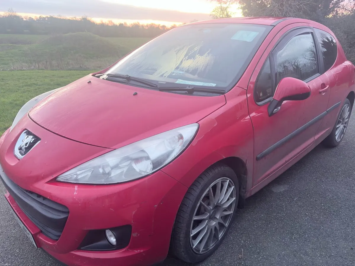 Peugeot 207 - Image 1