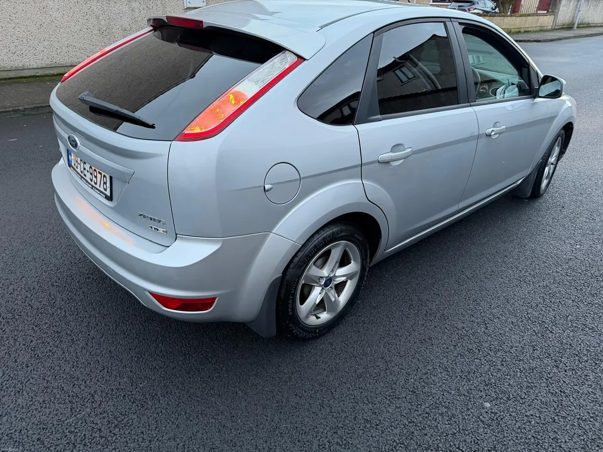 2009 Ford Focus Nct & Taxed Zetec Model - Image 4