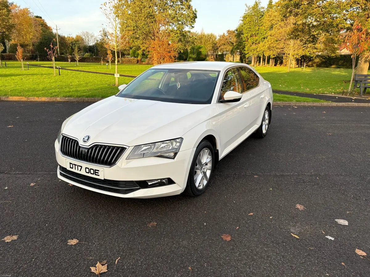 2017 Skoda Superb  **STUNNING LOW MILEAGE** - Image 2