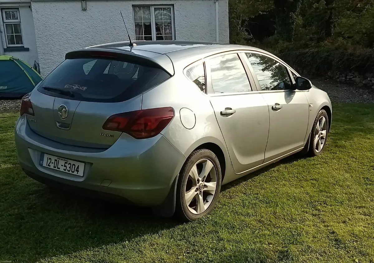 2012 Vauxhall Astra SRi 1.7 Diesel - Image 2
