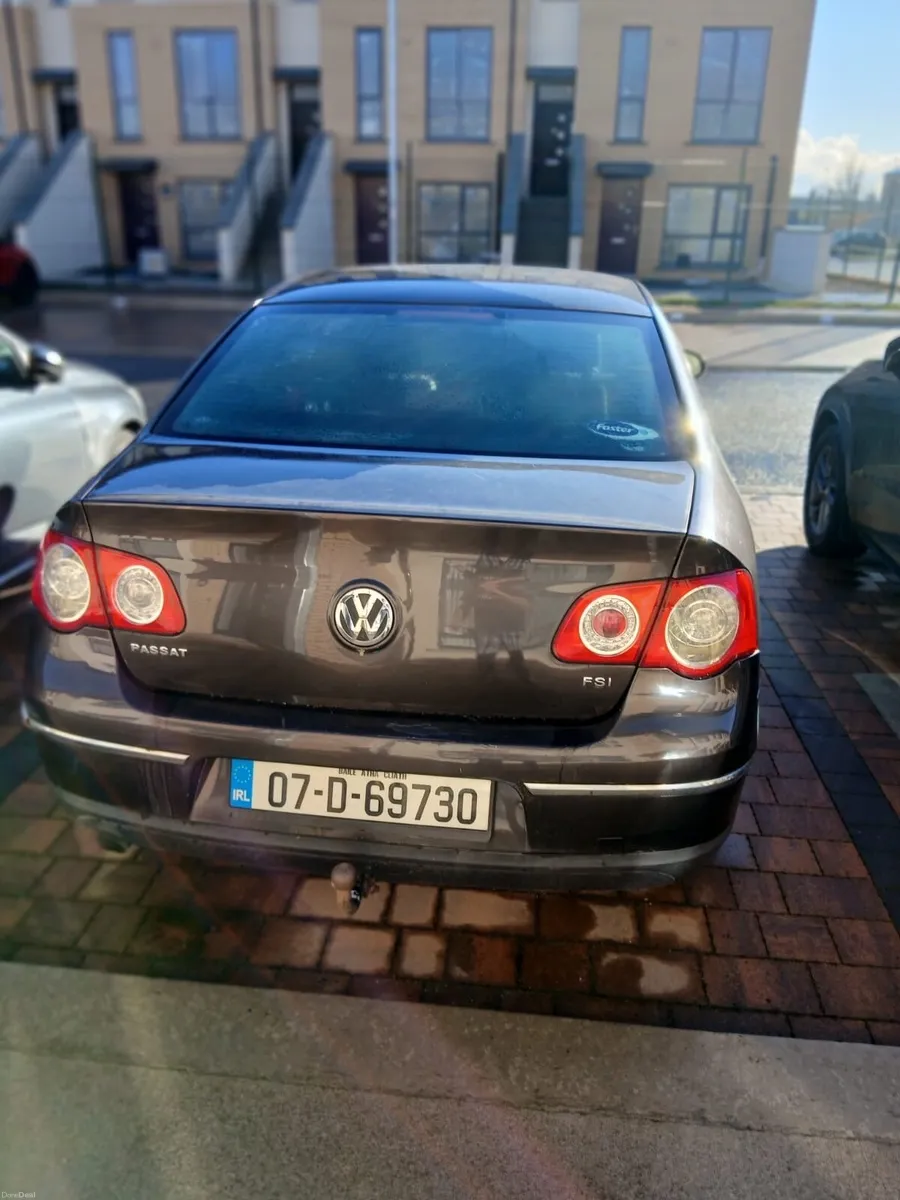 Volkswagen Passat 2007 - Image 4