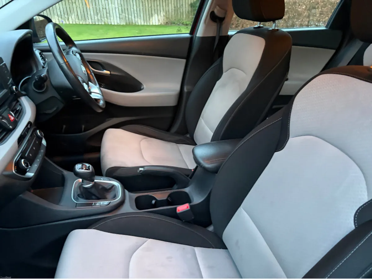 Hyundai i30 SE T-GDI - Image 5