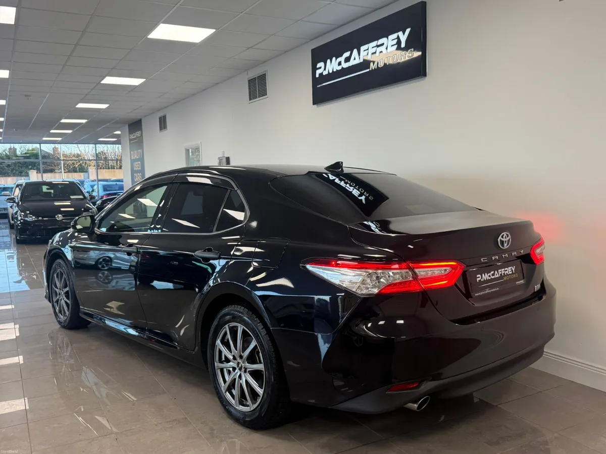 2020 Toyota Camry 2.5 Self Charging Hybrid - Image 3