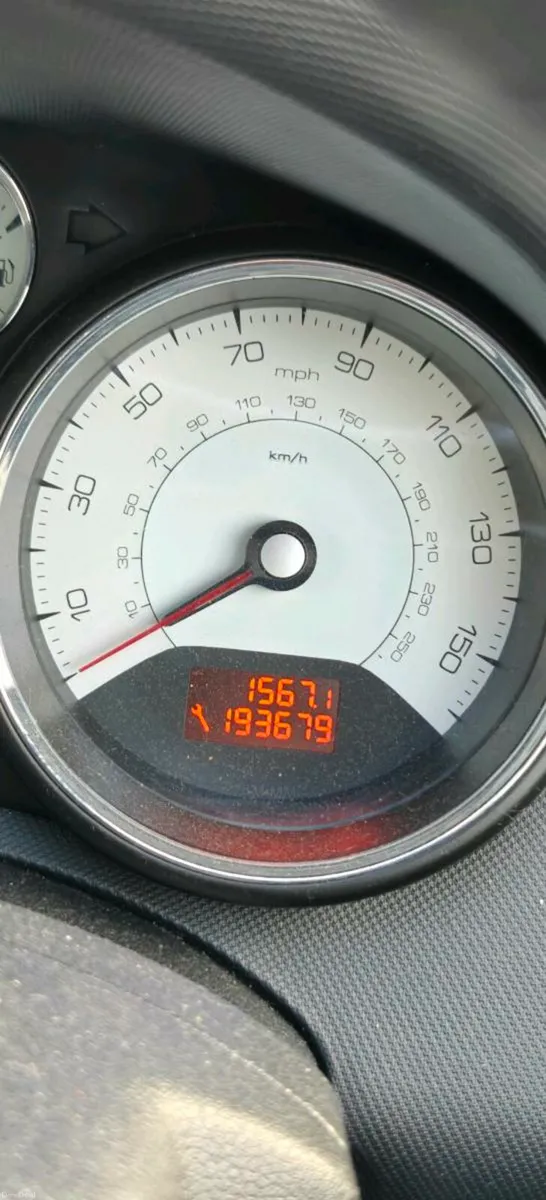 Peugeot 308 1.6 THP GT 150BHP 2DR 2009 manual - Image 3