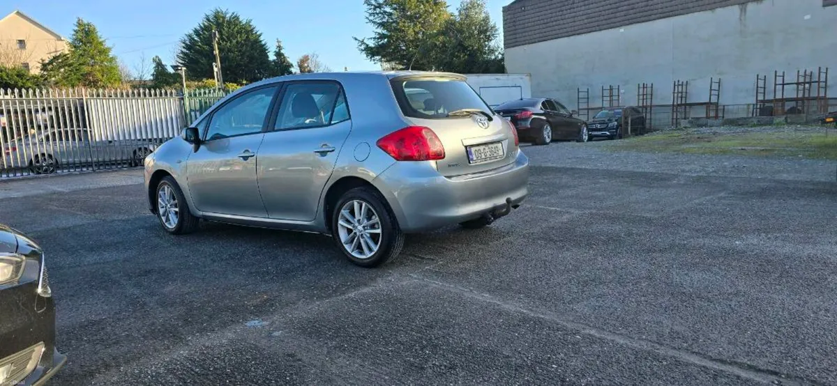 Toyota Auris - Image 4