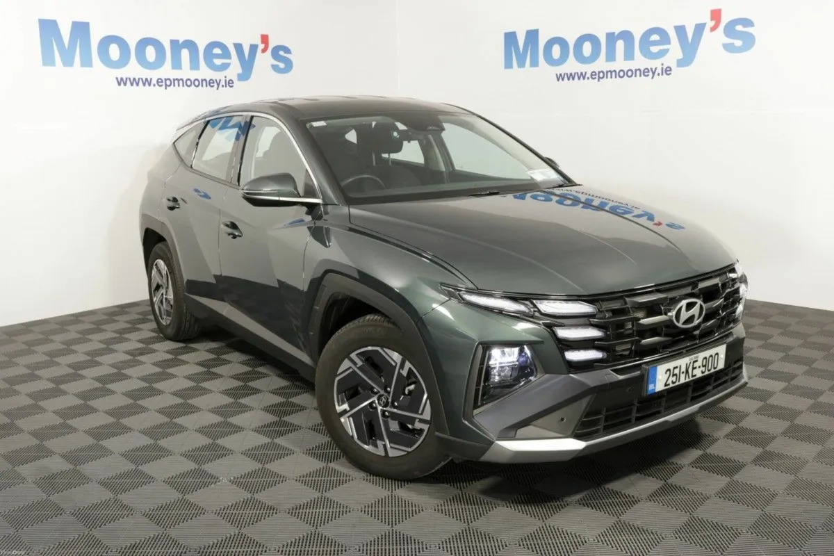 Hyundai Tucson COMFORT PLUS 1.6L DIESEL SUV - Image 1