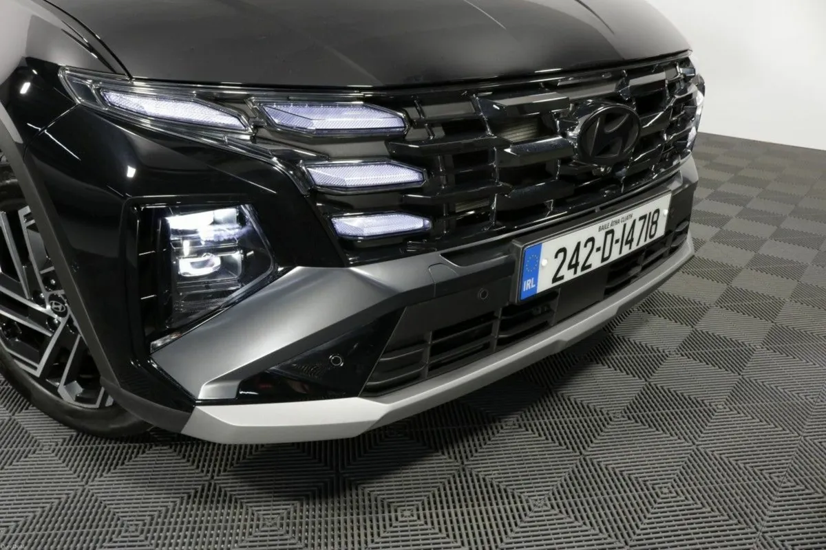 Hyundai Tucson HYBRID EXECUTIVE PLUS 1.6L PETROL A - Image 3