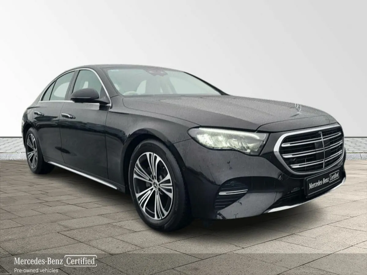 Mercedes-Benz E-Class E220d  Exclusive Plus AUTO * - Image 1