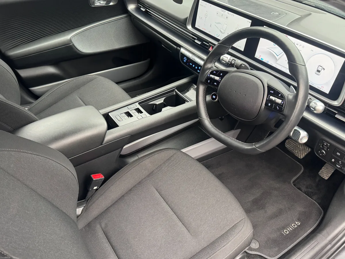 2023 Hyundai IONIQ 6 1 Owner - Image 2
