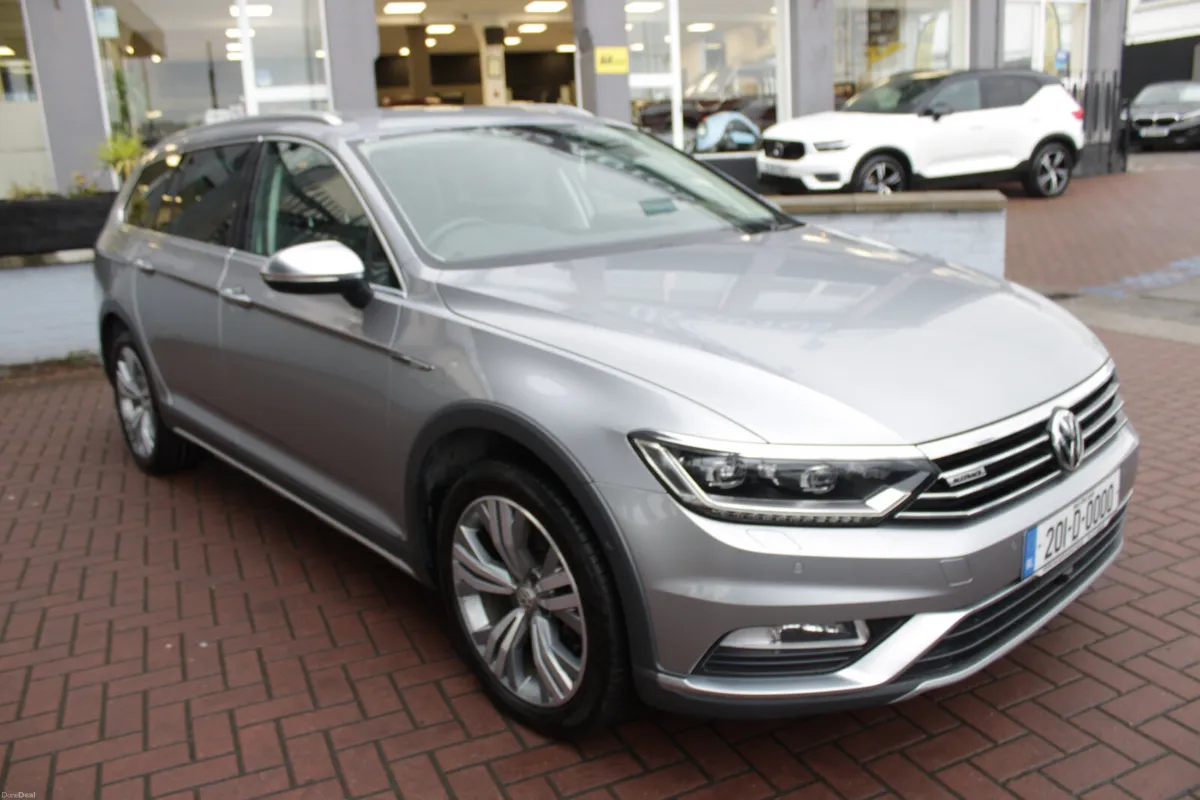 2020 VW PASSAT ALLTRACK - Image 2