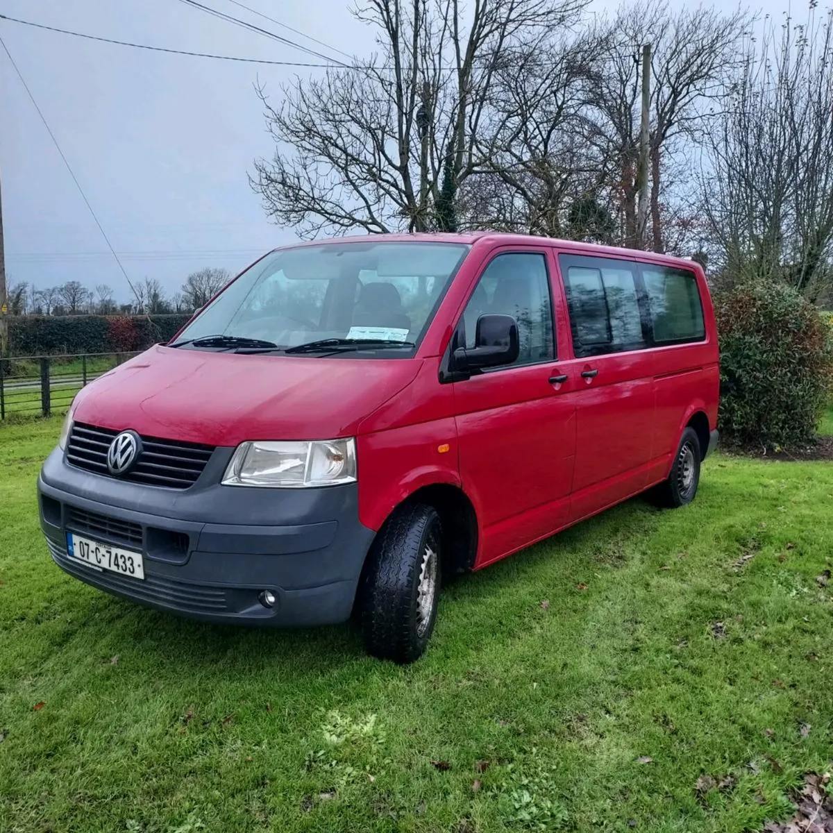 Volkswagen Transporter Shuttle T5 LWB 9 Seater - Image 3