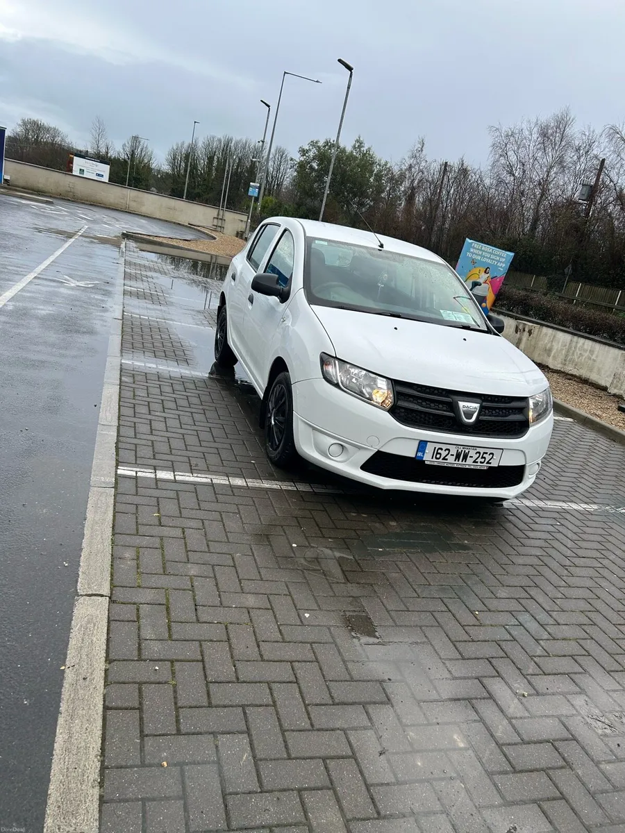 2016 Dacia Sandero - Image 2