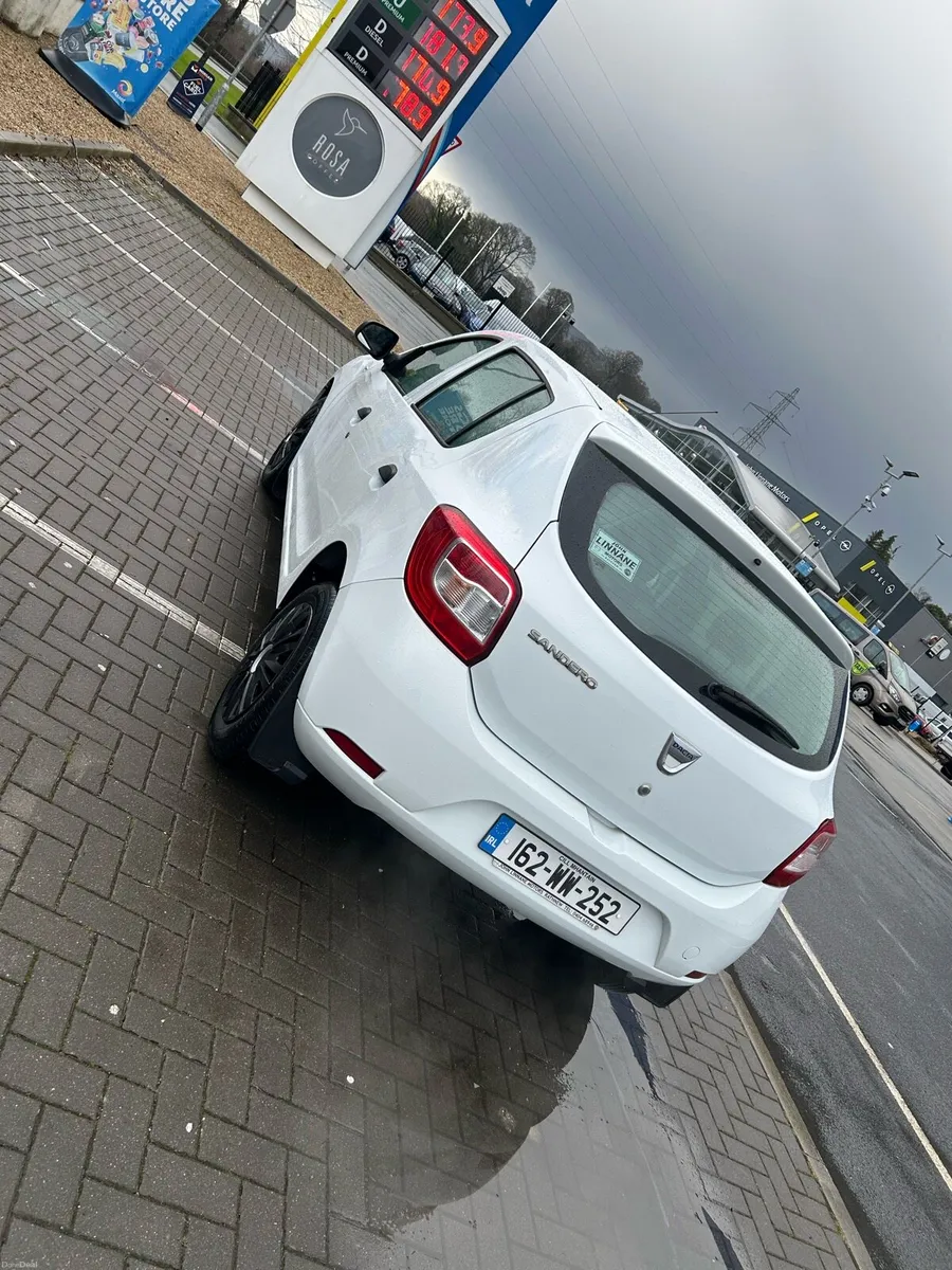 2016 Dacia Sandero - Image 3
