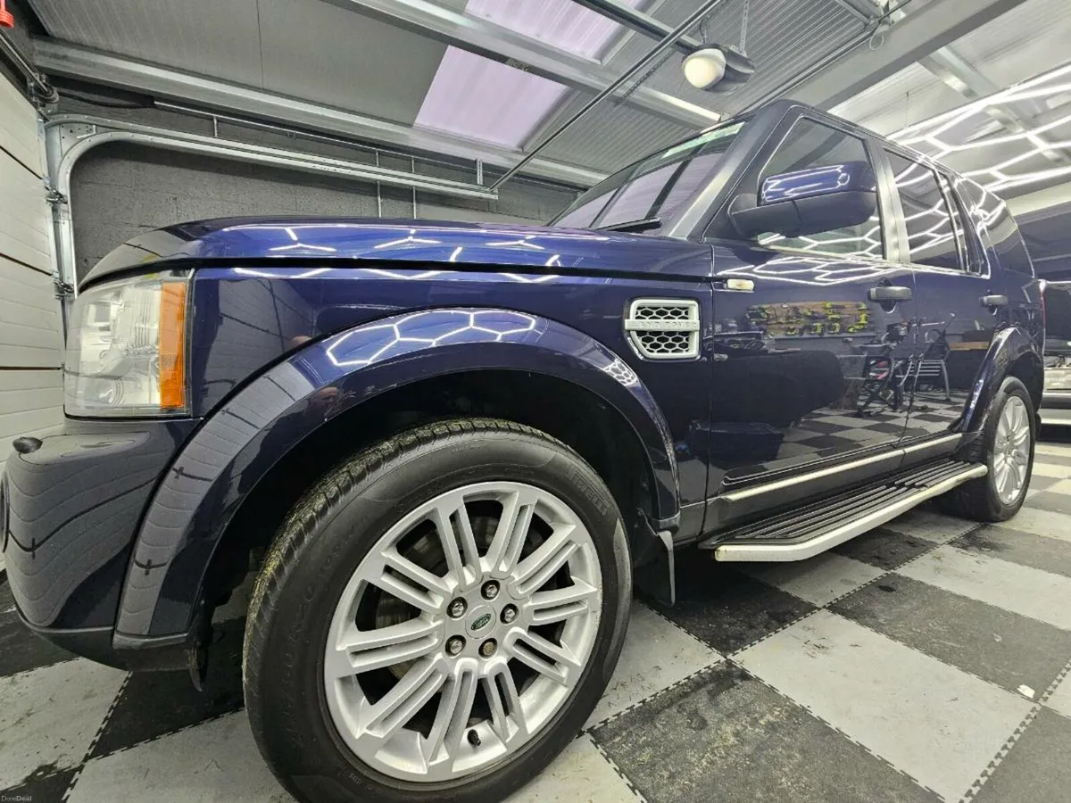 Land Rover Discovery 4 - Image 3