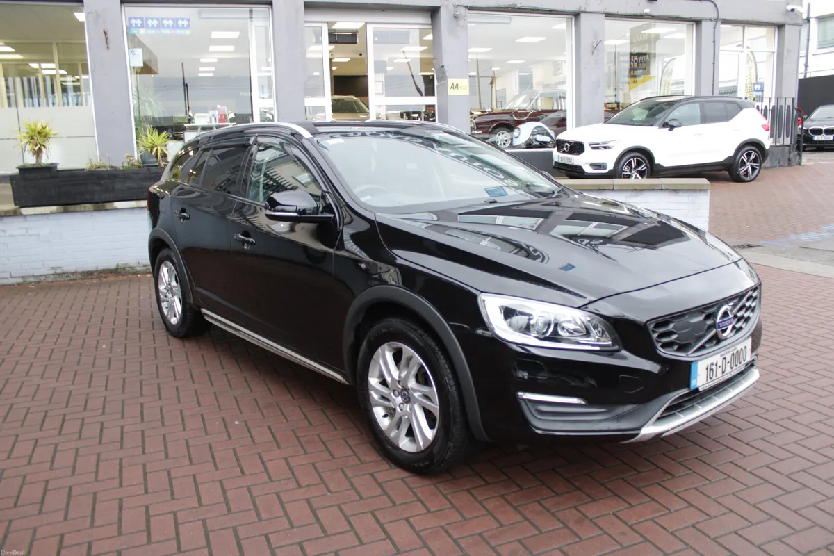 2.0D4 180BHP  CROSS COUNTRY EDITION 5DR ESTATE AUT - Image 1