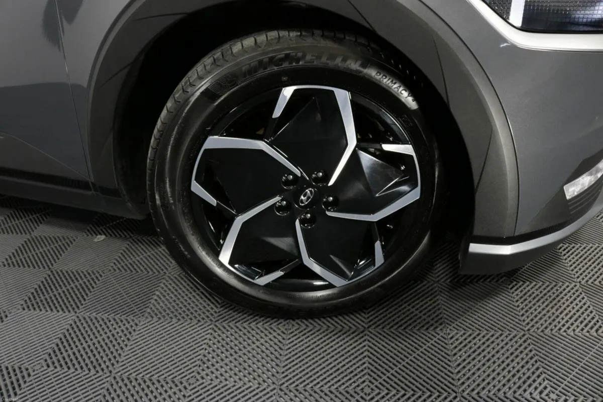 Hyundai IONIQ 5 EXECUTIVE PLUS 77 KwH EV - Image 4