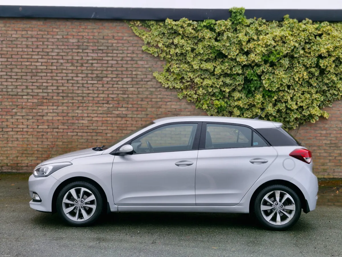 Hyundai i20 DELUXE Finance Available - Image 4