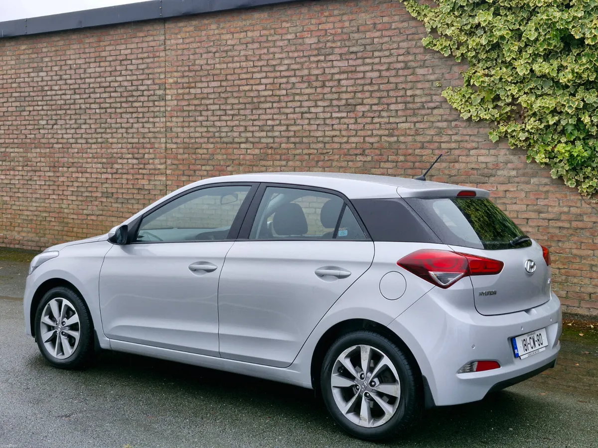 Hyundai i20 DELUXE Finance Available - Image 2