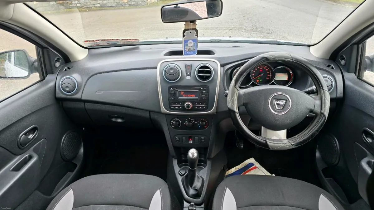 2016 Dacia Sandero Stepway 1.5 diesel manual - Image 3